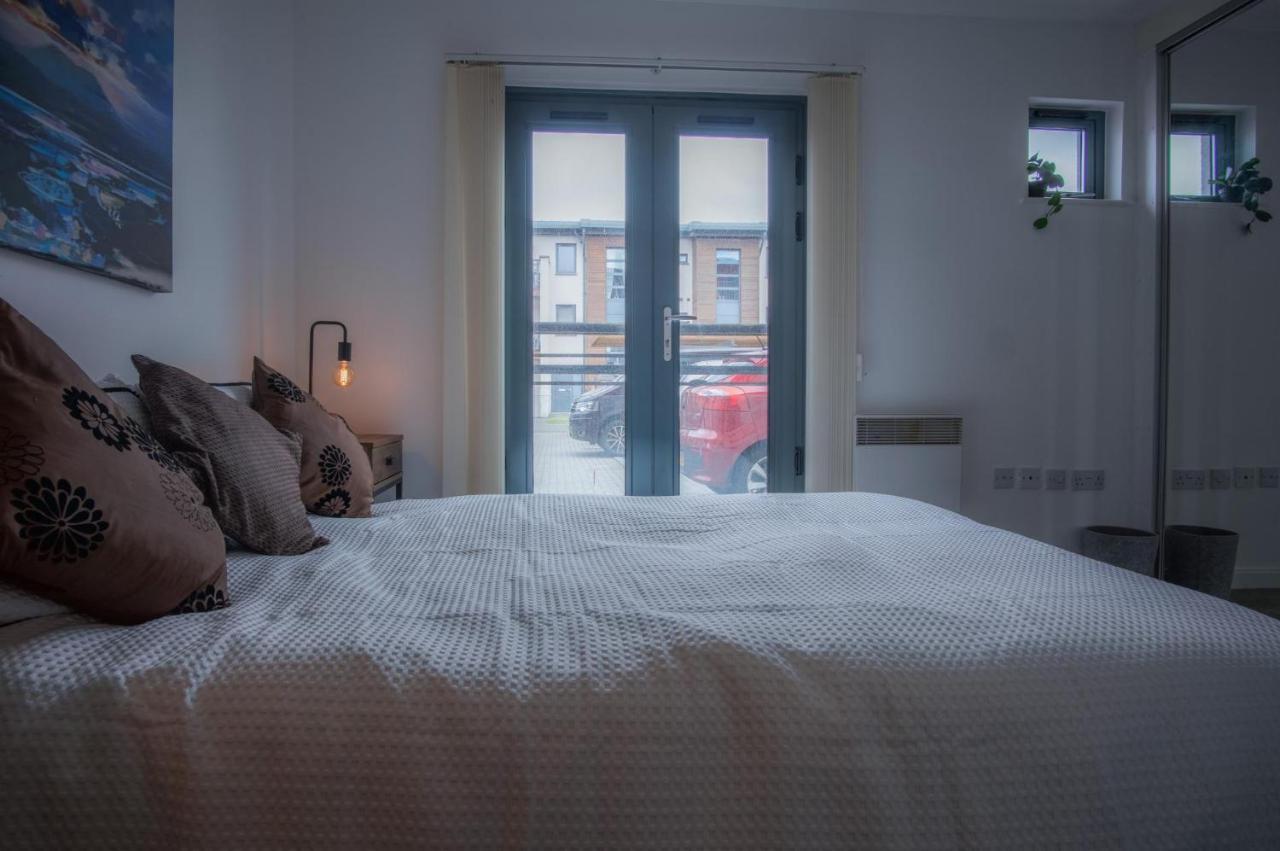 Maritime Quarter - 2 Bedroom Apartment - Sa1 Beach Front Fishermans Way Суонси Экстерьер фото