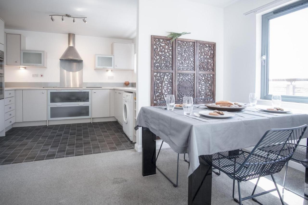 Maritime Quarter - 2 Bedroom Apartment - Sa1 Beach Front Fishermans Way Суонси Экстерьер фото